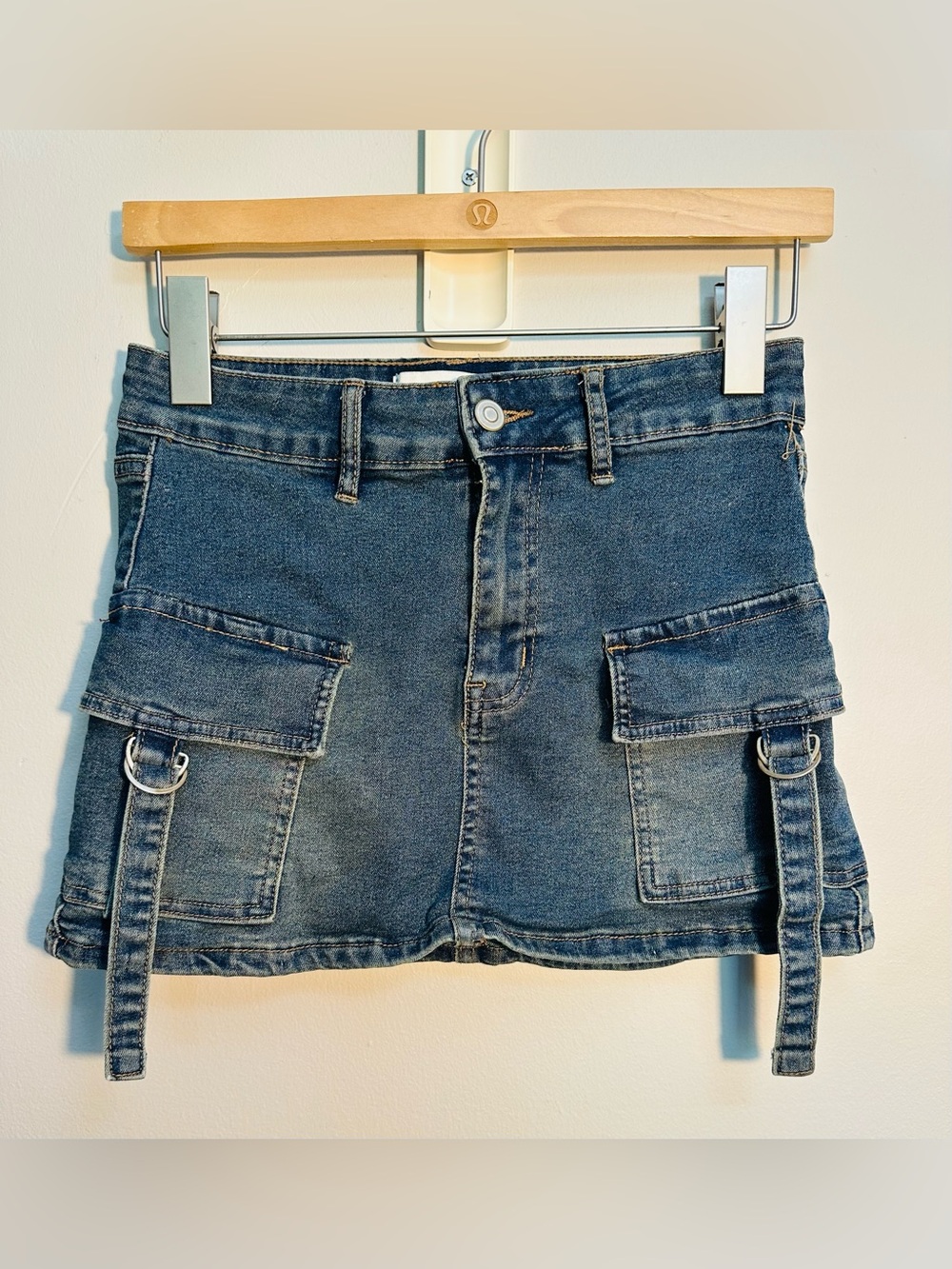 Project Rebel Denim Cargo Mini Skirt. Y2K-Inspired Utility Cargo Pockets Size S
